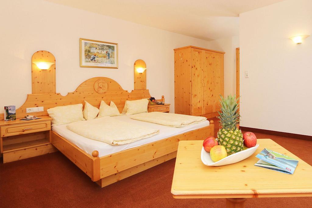 Waldele Hotel Solden Room photo