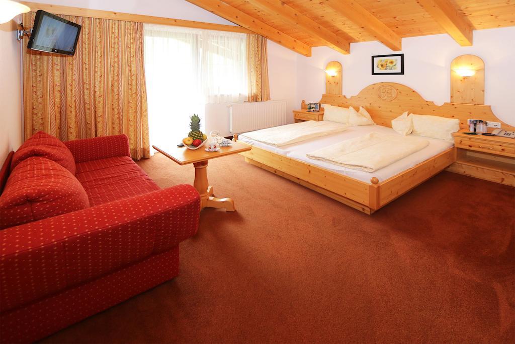 Waldele Hotel Solden Room photo