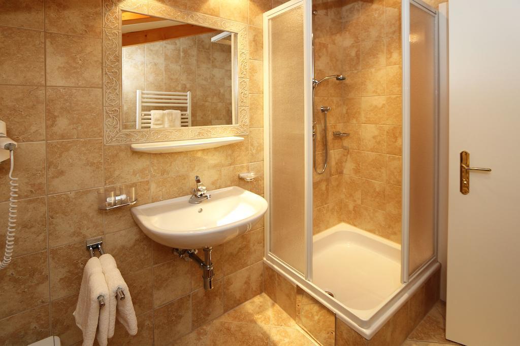 Waldele Hotel Solden Room photo